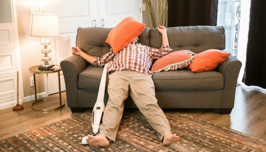 Nation’s Adults Admit They’re Exhausted Despite Doing Absolutely Nothing