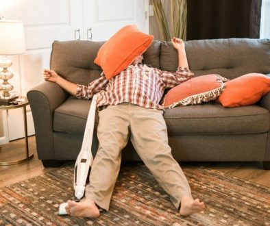 Nation’s Adults Admit They’re Exhausted Despite Doing Absolutely Nothing