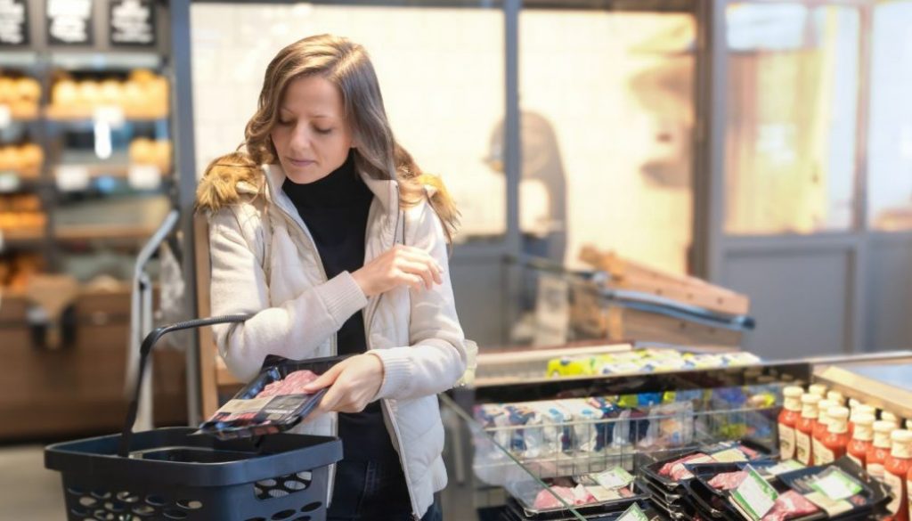 Local Woman Sparks Streetwide Panic After Announcing She 'Might Try Something New for Dinner'